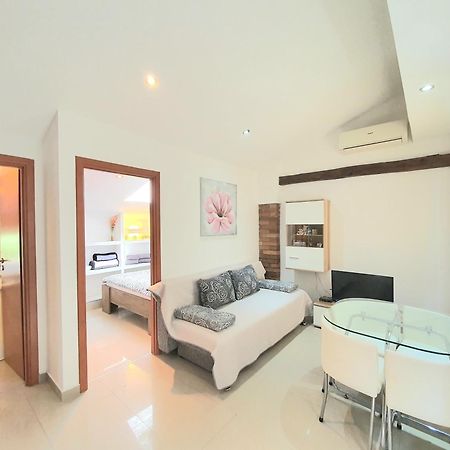 אופטיה Apartments Ascic מראה חיצוני תמונה