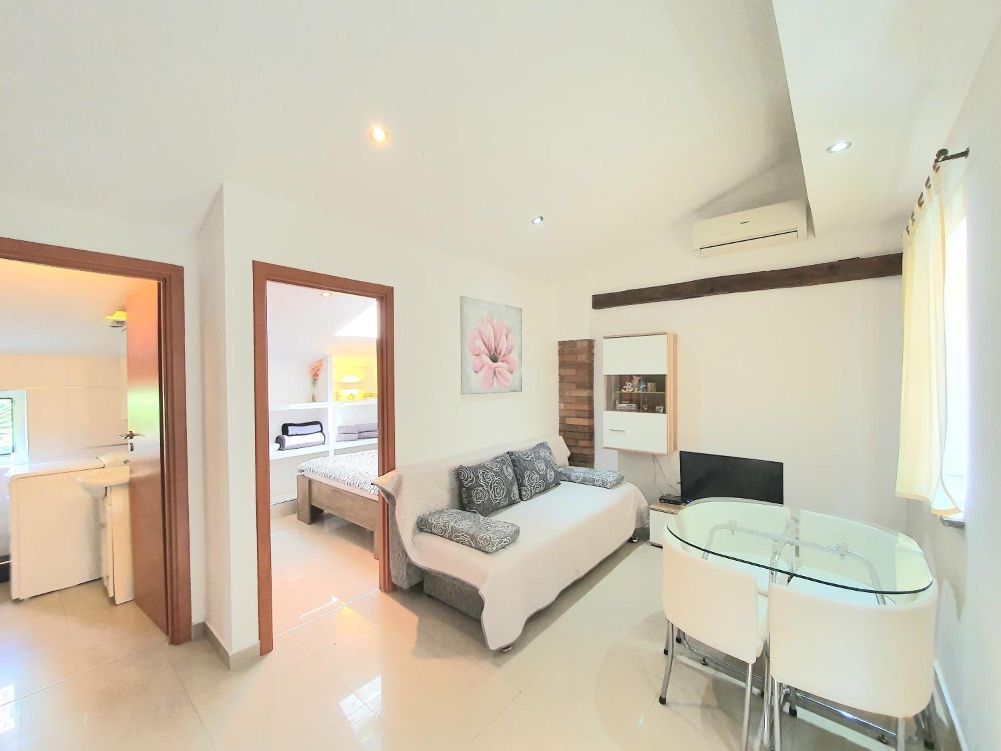 אופטיה Apartments Ascic מראה חיצוני תמונה