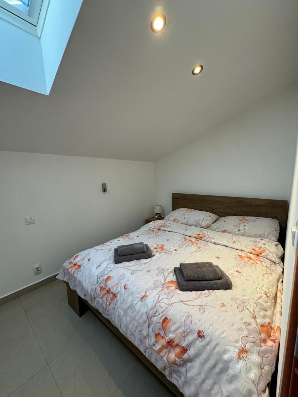 אופטיה Apartments Ascic מראה חיצוני תמונה