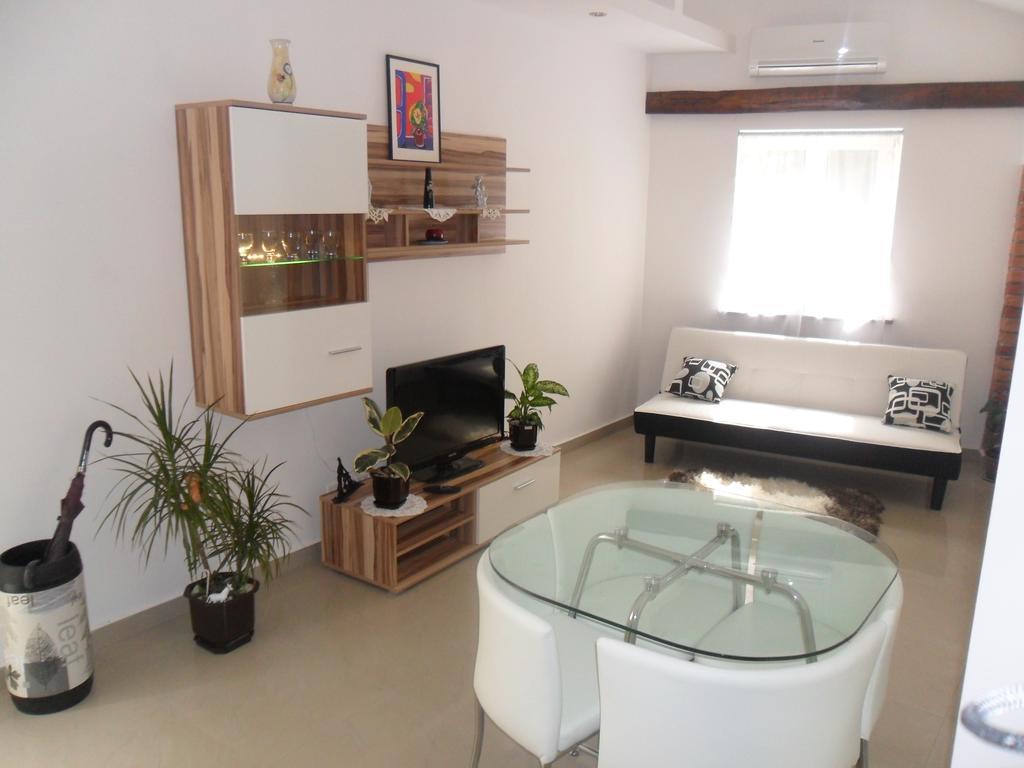 אופטיה Apartments Ascic חדר תמונה
